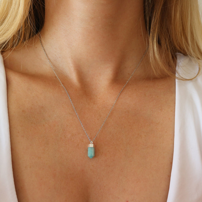 Stříbrné řetízky s amazonitem a mušlí