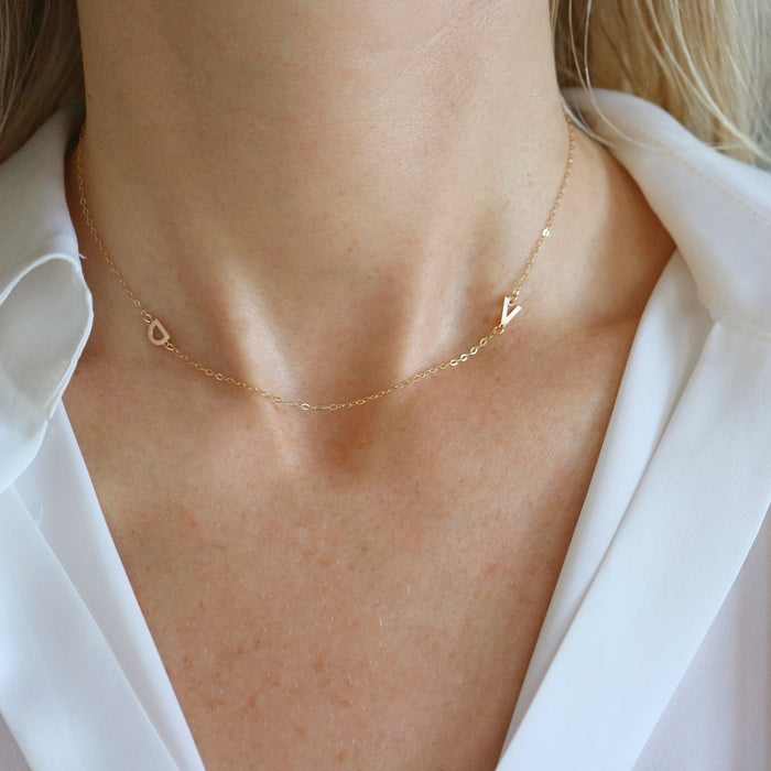 Náhrdelník s písmenky