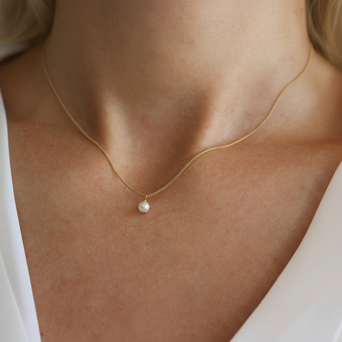 ÉOS | Minimalistický náhrdelník s perlou