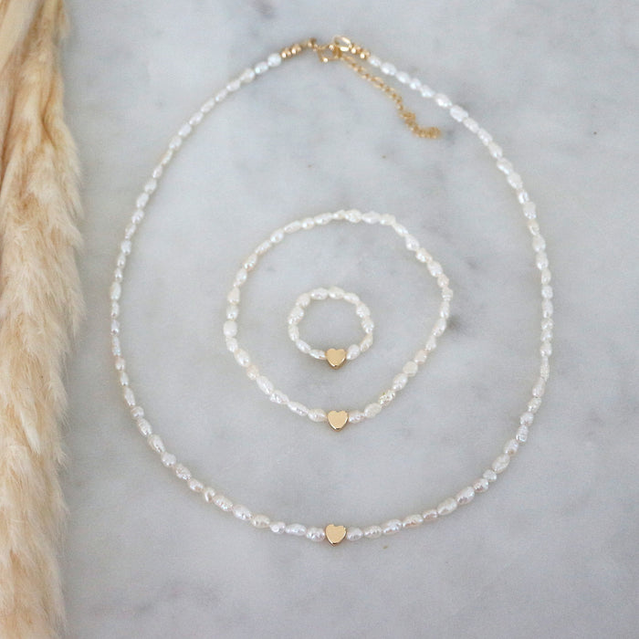 Perlový náramek Amore