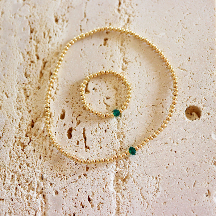 Minimalistický náramek se zeleným onyxem